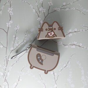 Pusheen with Doughnut Shaped Airpods gen 1&2